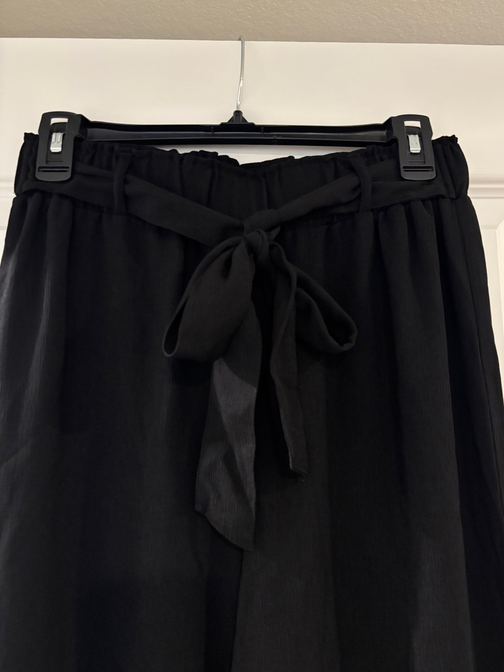 Black elastic waist with tie detail Wide Leg Pants